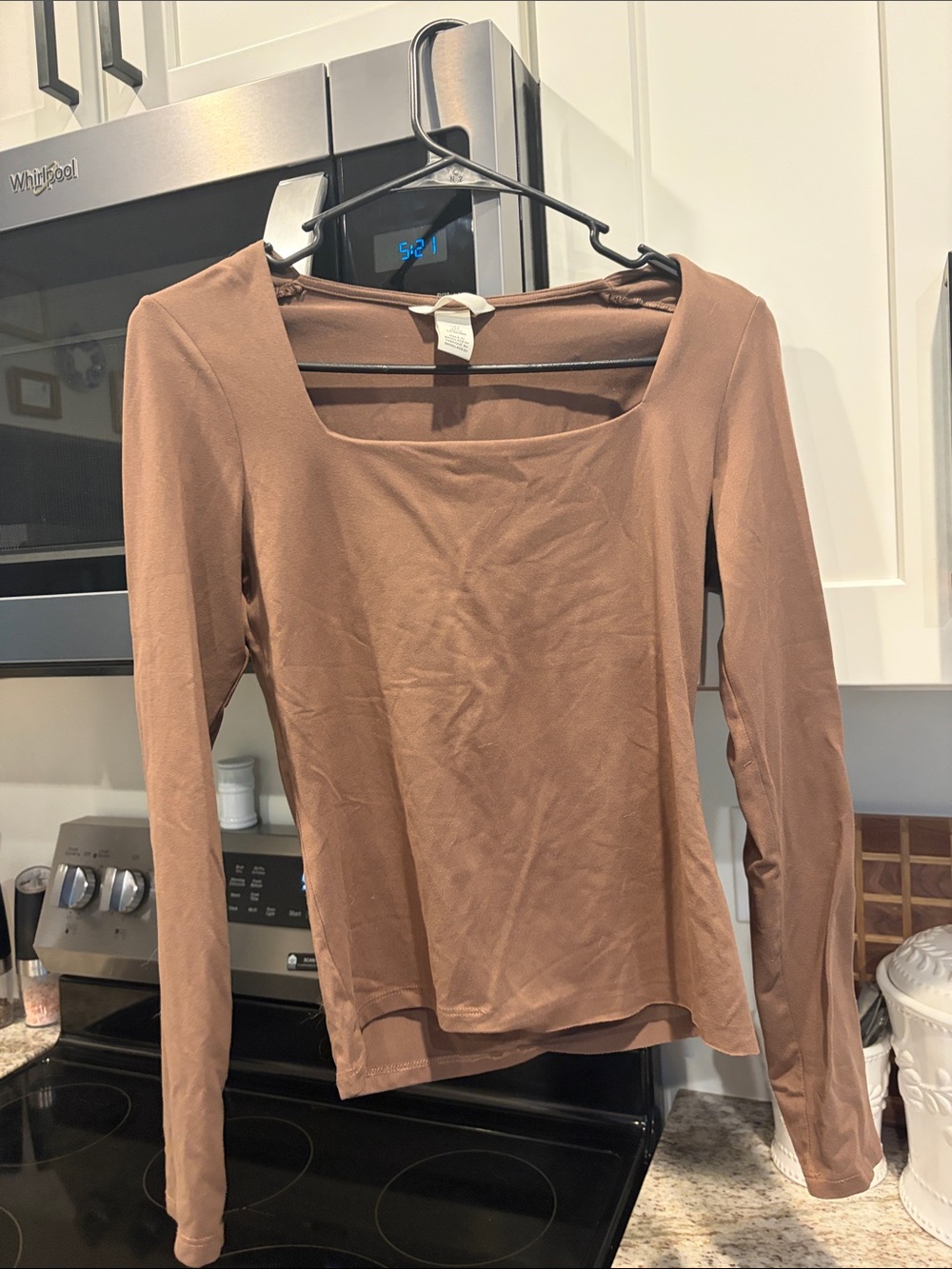 Square-Neck Long Sleeve Top - Brown